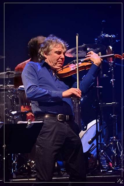 NIK_12946 Didier Lockwood - Violons Barbares - Guo Gan 09-12-2015 (Zz)  (p).jpg